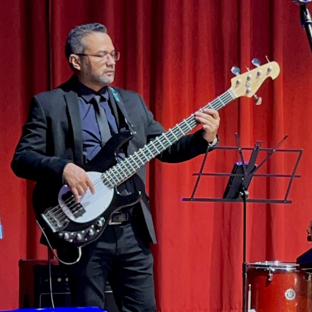 Jô Sales, diretor da MHR Escola de Música